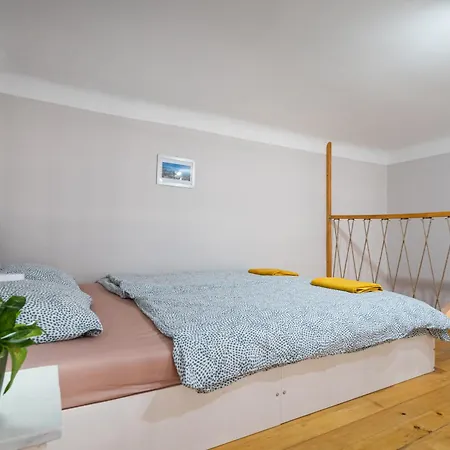 Affordable Heroes' Square Residence Budapest Exterior photo