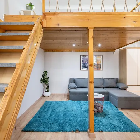 Affordable Heroes' Square Residence Budapest Exterior photo